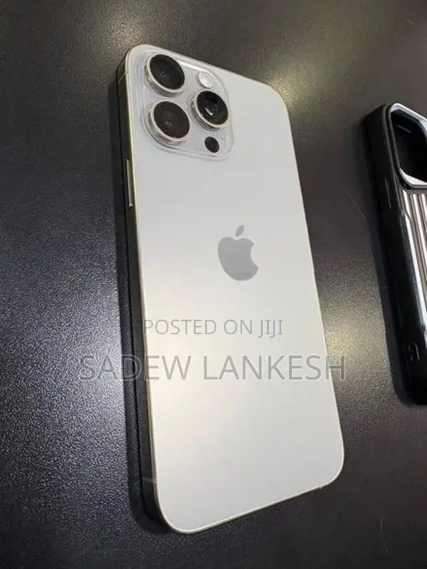 Apple iPhone 15 Pro Max (Used)