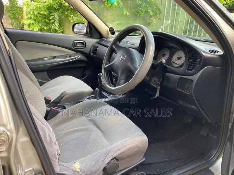 Nissan Sunny N16 2008