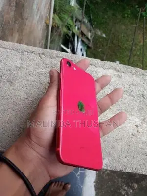 Apple iPhone SE 2 Red edition ❤️ (Used)
