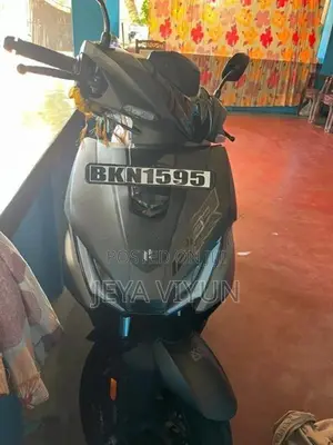 Hero XOOM 125R 2025