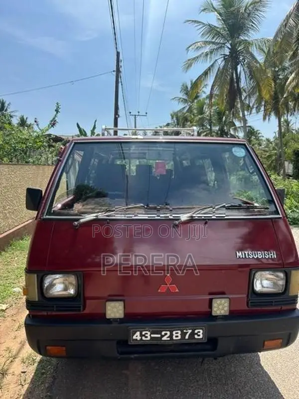 Mitsubishi L300 1984