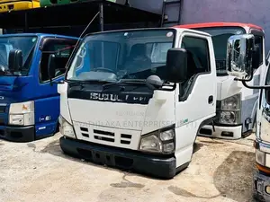 Isuzu ELF 150 12v Cabin