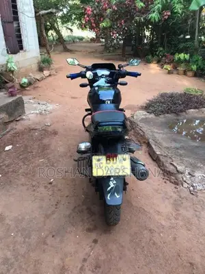 Bajaj Pulsar 150 2016