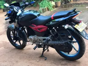 Bajaj Pulsar 150 2016
