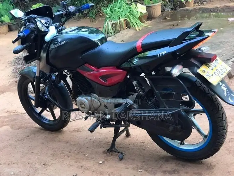 Bajaj Pulsar 150 2016