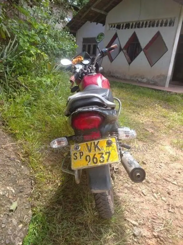 Bajaj Platina 2011