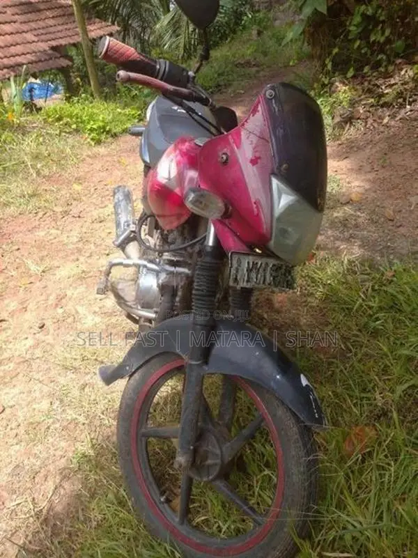 Bajaj Platina 2011