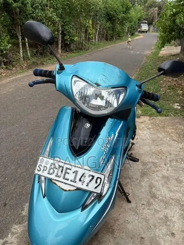 TVS Scooty Zest 2016