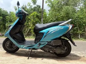 TVS Scooty Zest 2016