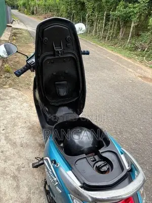 TVS Scooty Zest 2016