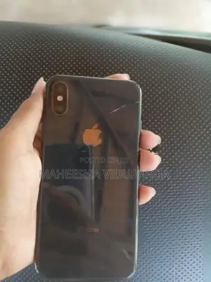 Apple iPhone X (Used)