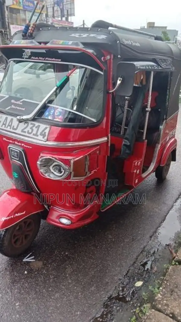 Bajaj RE 4stok 2013