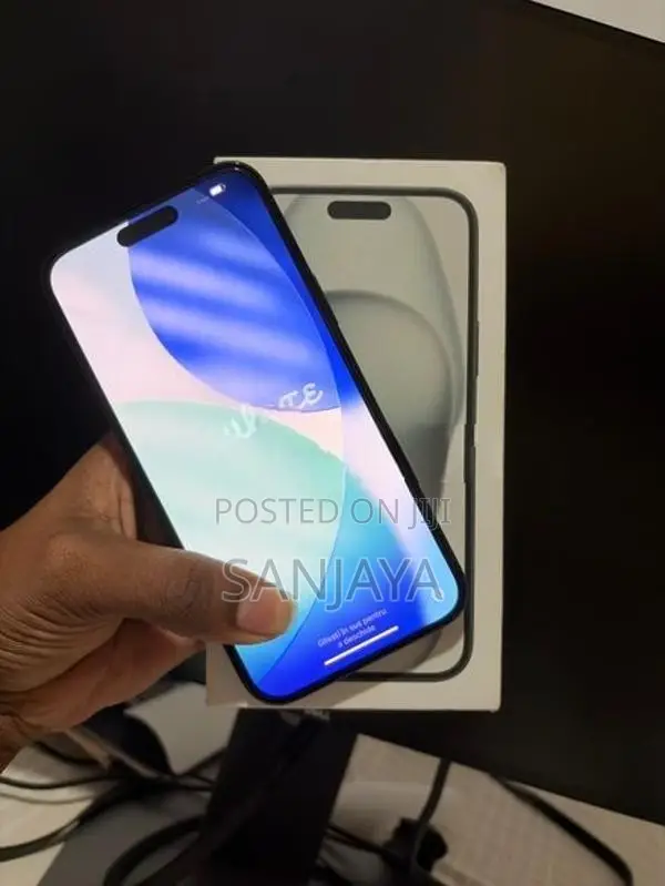Apple iPhone 15 Plus (Used)
