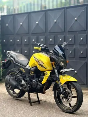 Yamaha FZS V1 2011