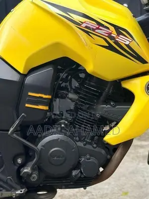 Yamaha FZS V1 2011