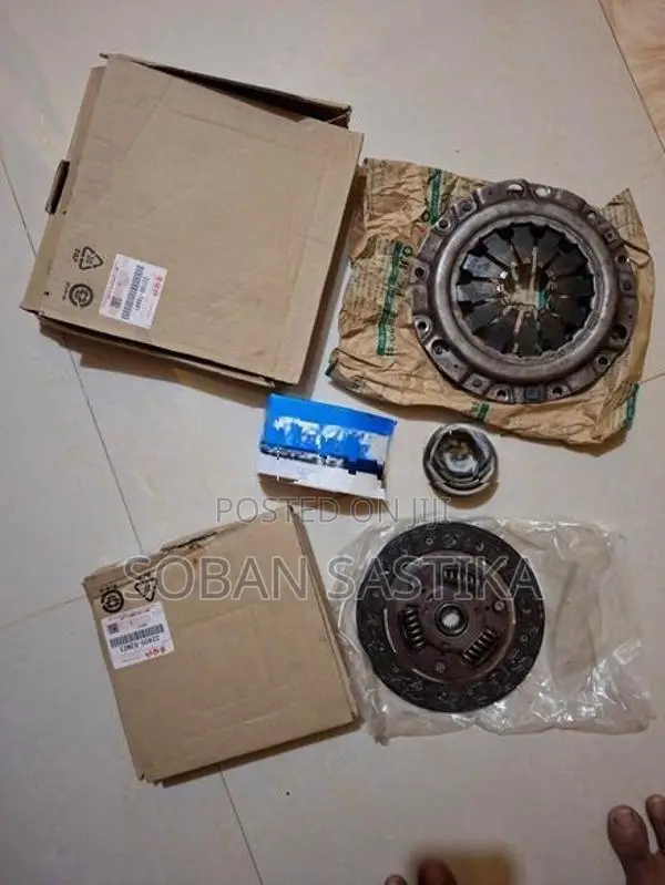 Suzuki Every DA16 2015 Engine Parts