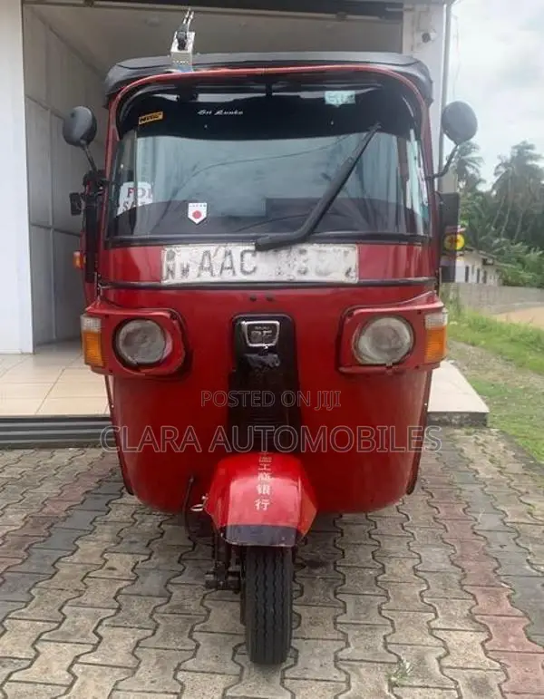 Bajaj RE 2012 2014