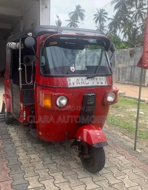 Bajaj RE 2012 2014