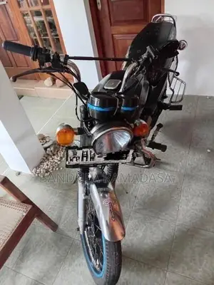 Bajaj Boxer 2003