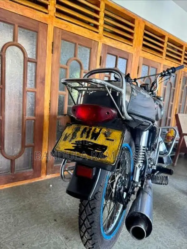 Bajaj Boxer 2003