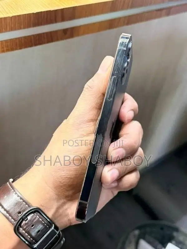 Apple iPhone 12 Pro Battery 81%🔋 (Used)