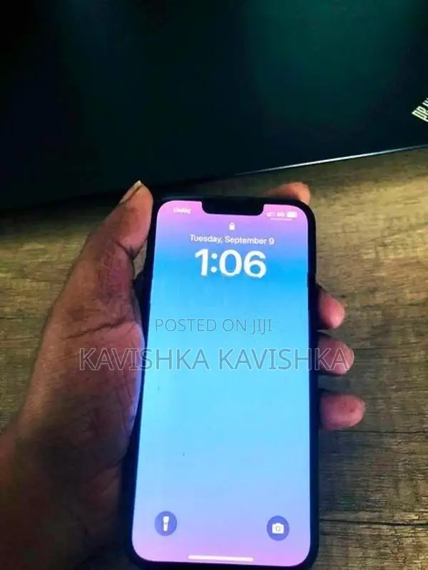 Apple iPhone 14 (Used)