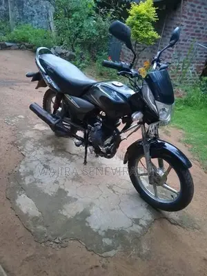 Bajaj Platina 100 2011