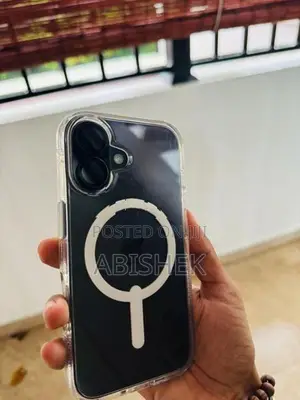 Apple iPhone 16 Black (Used)