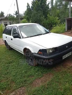 Toyota Corolla 1990