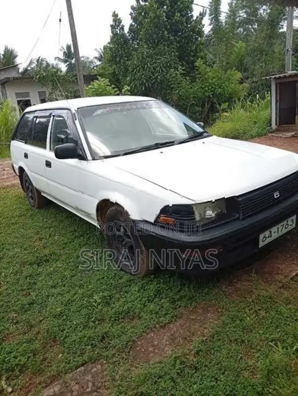 Toyota Corolla 1990
