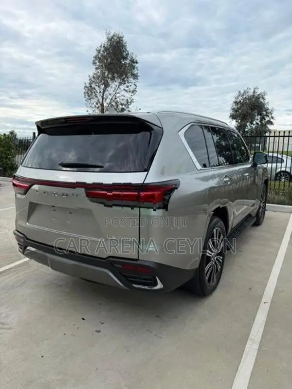 Lexus LX600 LX700h Luxury 2026