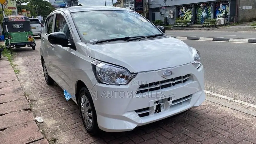 Daihatsu Mira L grade safety 2025