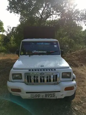 Mahindra Bolero Maxitruck plus 2011