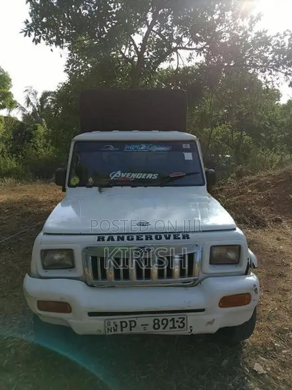 Mahindra Bolero Maxitruck plus 2011