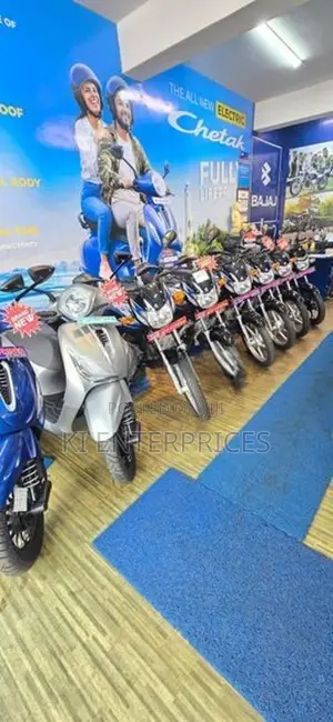 Bajaj CT100 2026