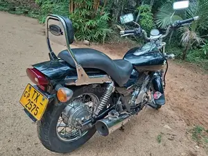 Bajaj Avenger 2007