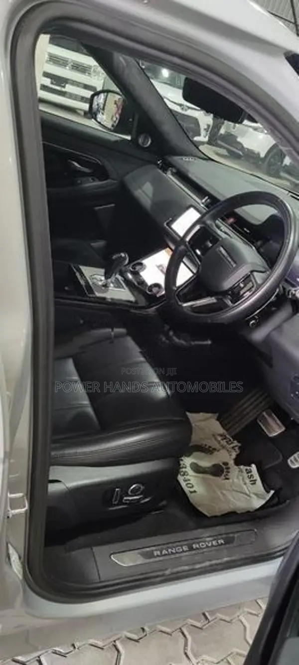 Land Rover Range Evoque 2023
