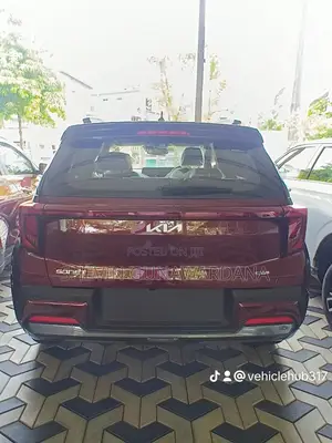 New Kia Sonet 1.0 Petrol FWD 2025 Maroon