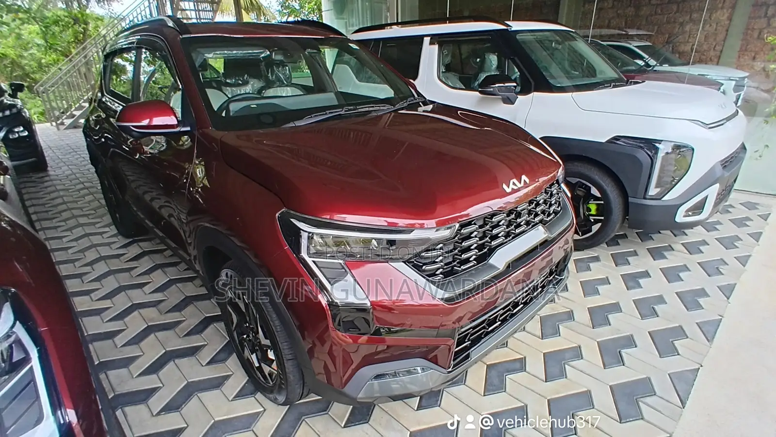 New Kia Sonet 1.0 Petrol FWD 2025 Maroon