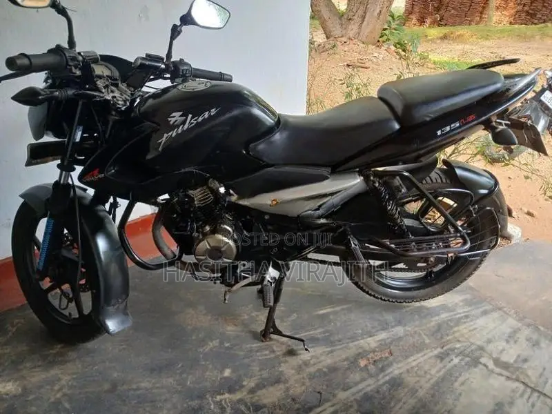 Bajaj Pulsar 135 2012