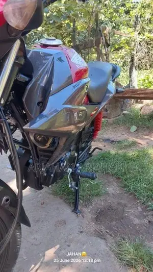 Honda Twister 2012