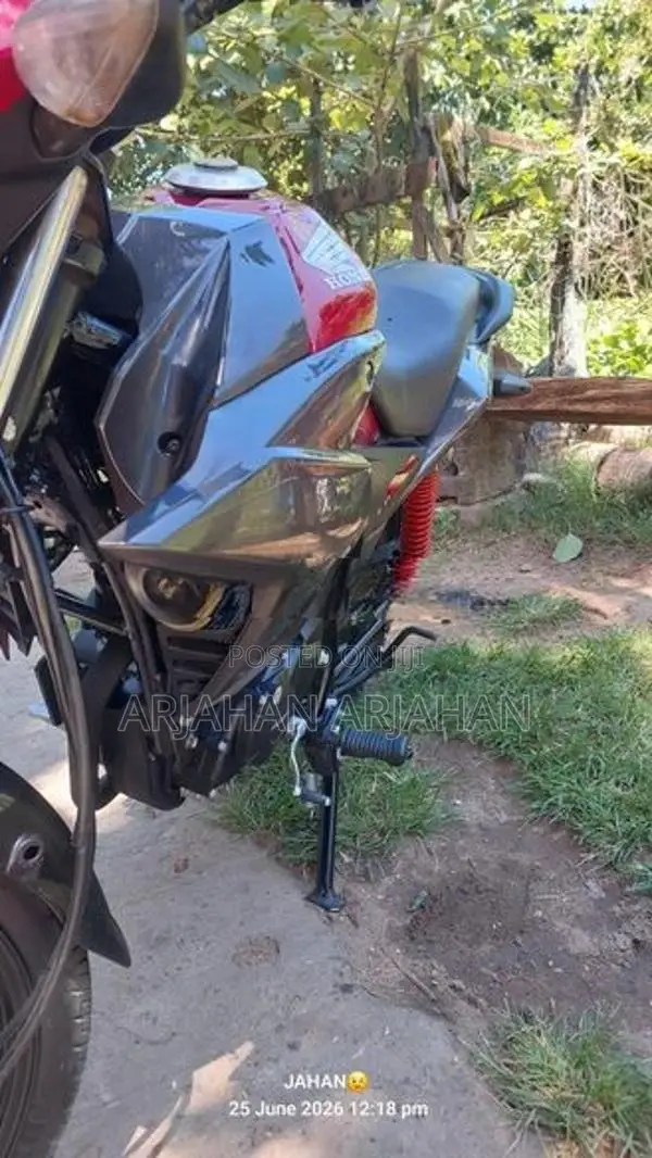 Honda Twister 2012