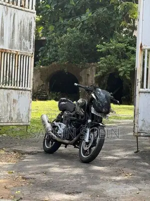 Bajaj Pulsar 200 2009