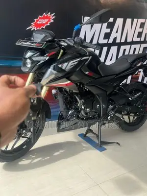 Bajaj Pulsar N160 Premium 2021