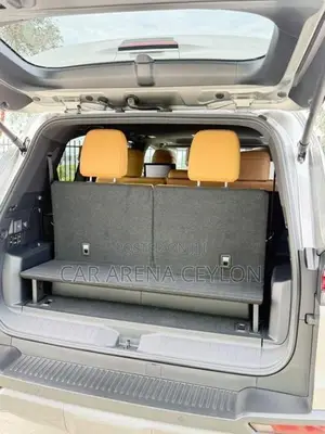 Lexus LX600 2025