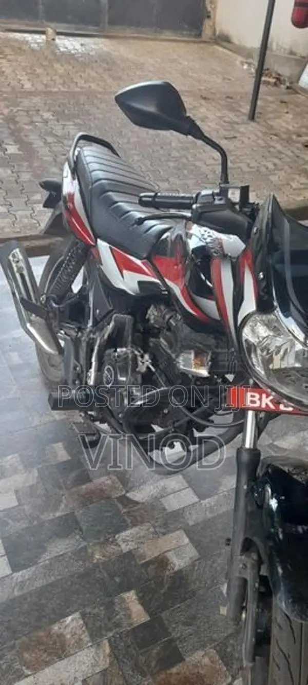 Bajaj Discover 125 2025 Version