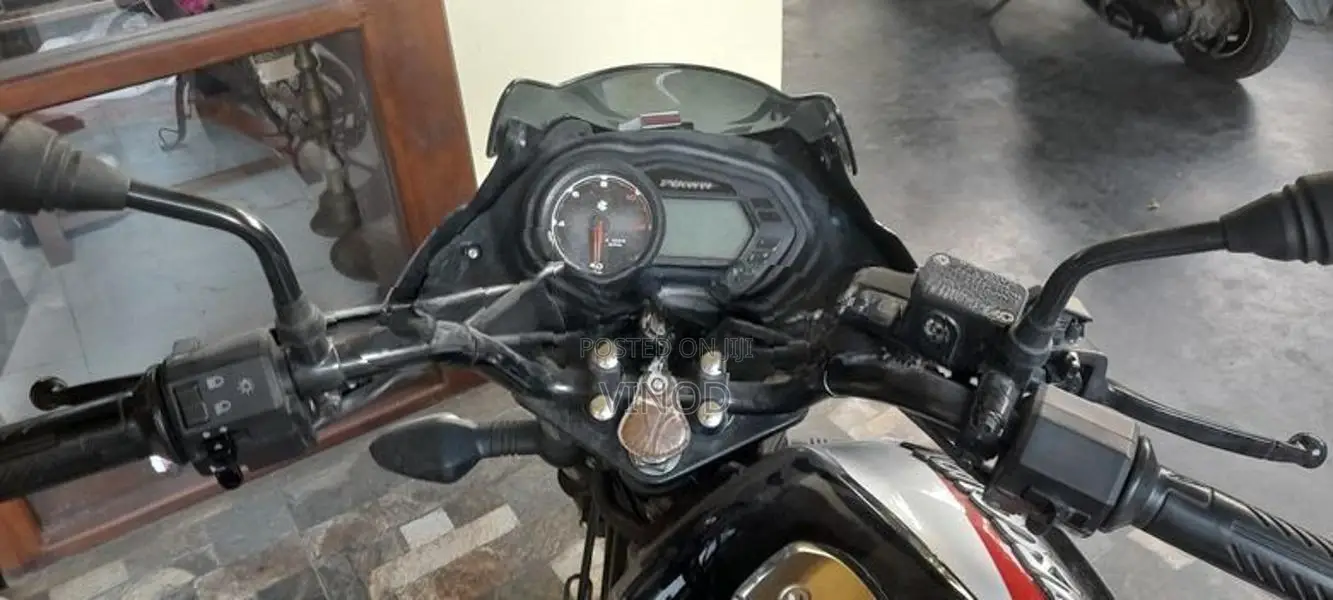 Bajaj Discover 125 2025 Version