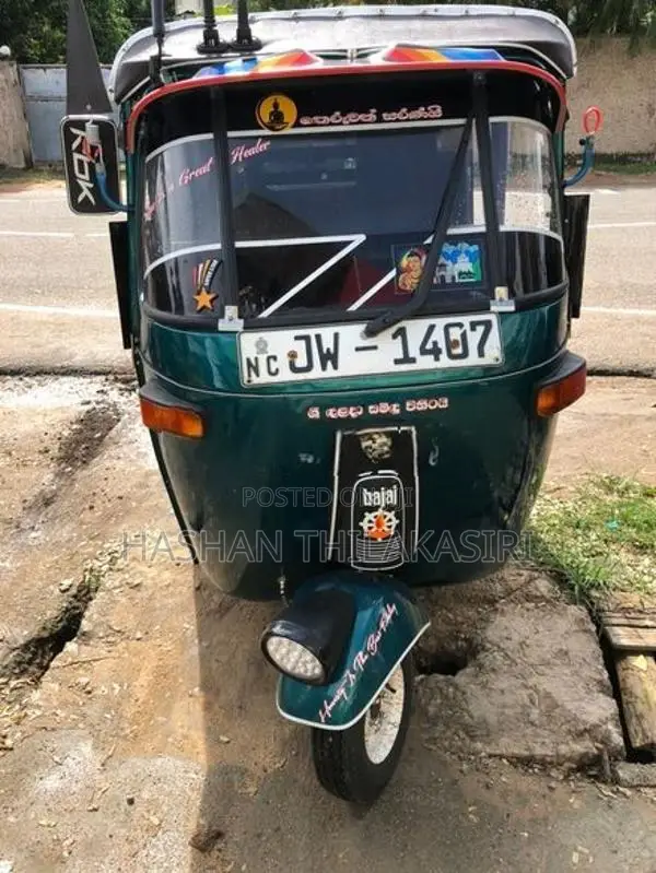 Bajaj RE 2004