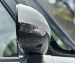 Toyota Roomy Custom G 2025