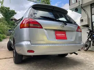 Nissan AD Wagon 2001